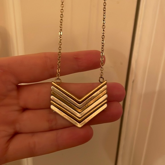 Necklace 🏹 - Picture 1 of 2